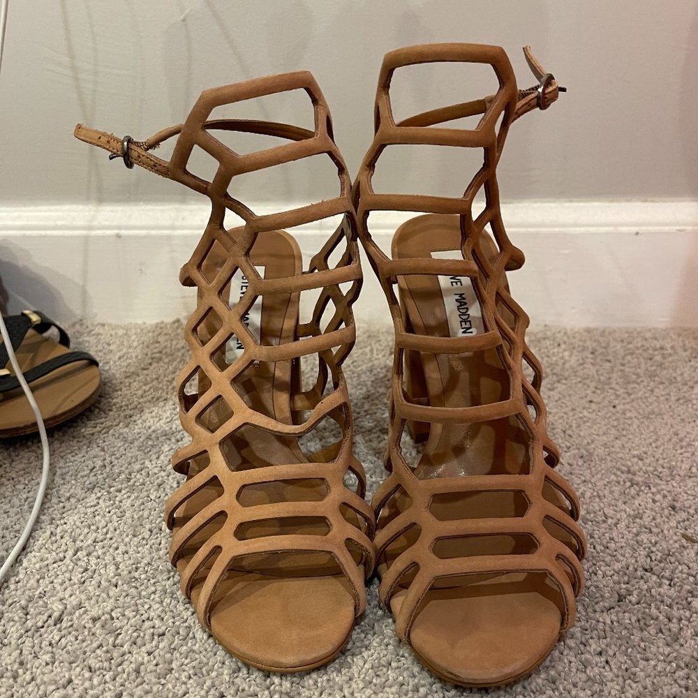 Steve Madden Brown Heels